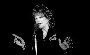 Annie Ross, Pizza On The Park, London, March 1996. Artist: Brian O Connor