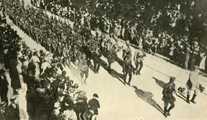 Australia Prints: ANZAC troops in Marseilles, France, First World War, c1916, (c1920). Creator: Unknown