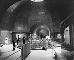 Aquarium Prints: Aquarium, Belle Isle Park, interior