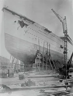 Ship Building Prints: AQUITANIA ready to launch, between c1910 and c1915. Creator: Bain News Service
