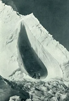 Iceberg Prints: The Arch Berg from Without, c1910-1913, (1913). Artist: Herbert Ponting