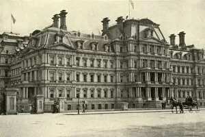 Burr Gallery: Army and Navy Building, June 4th, 1898, (1899). Creator: Burr McIntosh