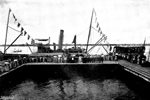 Africans Prints: Arrival, and Subsequent Death, of Lady Carter at Lagos: Lady Carter landing at Lagos