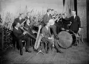 Banjo Player Prints: Art Hickman, 1919 or 1920. Creator: Bain News Service