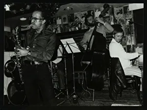 Dave Prints: Art Themen, Dave Green, and Michael Garrick playing at The Bell