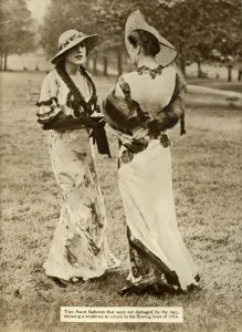 Gloves Prints: Ascot fashion, 1935. Creator: Unknown
