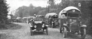 Lorries Prints: Au Volant; convoi d'autos-camions menes par des conducteurs indo-chinois