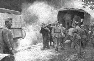 Shells Prints: Au Volant; Ravitaillement en munitions d'une batterie en action