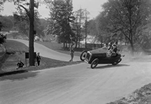 Castle Donington Gallery: Austin 7 of B Sparrow about to crash, Donington Park Race Meeting, Leicestershire, 1933