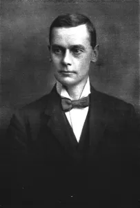 Bibby Prints: Austin Hopkinson, Esq. M. P. 1922. Creator: Lafayette
