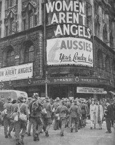 Australian soldiers on a few days leave in London, 1940, (1940) Australian soldiers on a few days leave in London, 1940, (1940)
