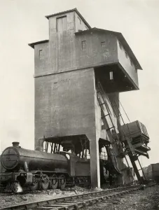 Automation Prints: Automatic Coaling at Hornsey Station, Middlesex, 1935. Creator: Unknown