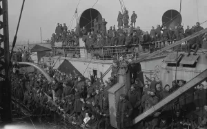 Aviators Prints: Aviators on RMS Mauretania, 1918. Creator: Bain News Service