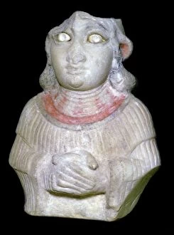 Choker Gallery: Babylonian white marble figure of a woman, 30th century BC