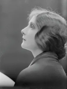 Silent Film Prints: Ballin, Hugo, Mrs. portrait photograph, 1917 or 1918. Creator: Arnold Genthe