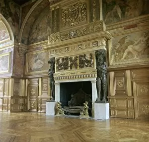 Seine Et Marne Collection: The ballroom at Fontainebleau, 16th century