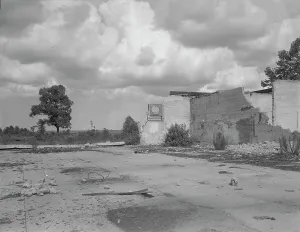 Dilapidated Prints: This was a bank at Fullerton, Louisiana, 1937. Creator: Dorothea Lange