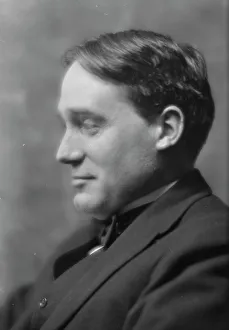 Barker, Granville, Mr. portrait photograph, 1915 Feb. 26. Creator: Arnold Genthe