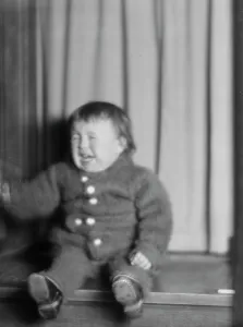 Baron, Carlo, baby of Mrs. C. Baron, portrait photograph, 1914 Dec. 17. Creator: Arnold Genthe