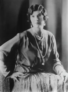 Fringed Prints: Baroness v. Maltzan, between c1915 and c1920. Creator: Bain News Service