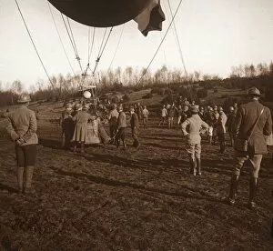 Barrage Balloon Collection: Basket of barrage balloon, c1914-c1918