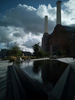 Battersea Power Station Gallery: Around Battersea Power Station, London, UK, Oct 2021. Creator: Ethel Davies