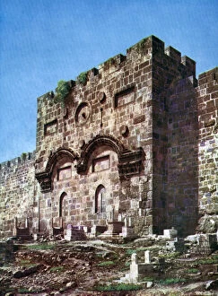 Images Dated 23rd April 2008: Battlements of Temple Hill, Jerusalem, Israel, 1933-1934