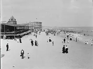 Roller Coaster Prints: The Beach at Rockaway, N.Y. between 1900 and 1906. Creator: Unknown