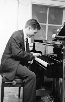 Hackney Prints: Benny Green, Tenor Clef, Hoxton Square, London, 1992. Creator: Brian O Connor