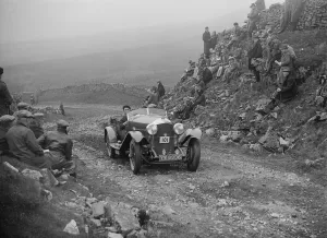 Bentley Prints: Bentley of M Durand competing in the MCC Edinburgh Trial, 1929. Artist: Bill Brunell