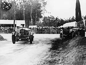 Sarthe Prints: Bentley passing crashed Lagonda, Le Mans 24 Hours, 1928