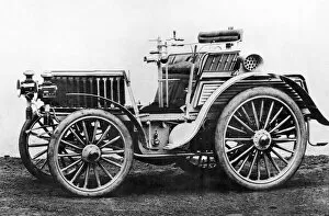 Benz Collection: Benz 15hp entered by Eugen Benz for the Gordon Bennett Cup, 1900. Creator: Unknown