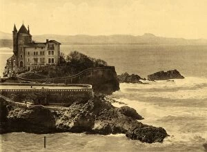 Balustrade Collection: Biarritz - La Villa Belza et la Chaine des Pyrenees, c1930. Creator: Unknown