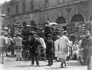 Market Porter Prints: Billingsgate Market, London, 1893. Artist: Paul Martin