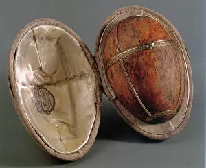 Alexandra Fyorodovna Collection: The Birch Egg, 1917. Artist: Pershin, Michail, (Faberge manufacture) (19th century)