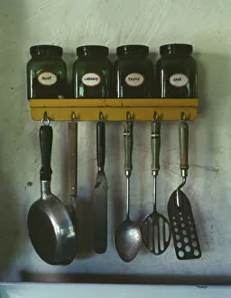 Cookery Collection: Birmingham (near Detroit), Michigan, 1942. Creator: Arthurs Siegel