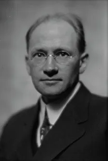 Starched Collar Prints: Bjo¨rkman, Edwin, Mr. portrait photograph, 1914 Apr. 4. Creator: Arnold Genthe