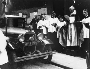 Elias Prints: The blessing of cars, City of London, c1930