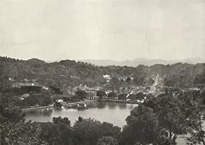 Maha Nuvara Gallery: Blick auf den See von Kandy von Greory-Road nach NNW, 1926