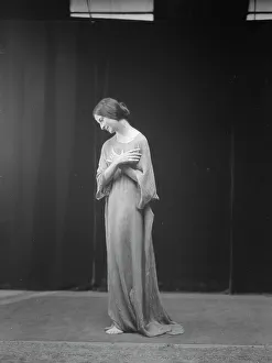 Sincerity Prints: Block, Stella, Miss, 1919 or 1920. Creator: Arnold Genthe