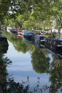 Shady Prints: Blomfield Rd, Grand Union Canal, London, 2 / 9 / 10. Creator: Ethel Davies