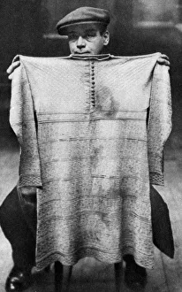 The blood-soaked vest of King Charles I at the London Museum, London, 1926-1927 The blood-soaked vest of King Charles I at the London Museum, London, 1926-1927