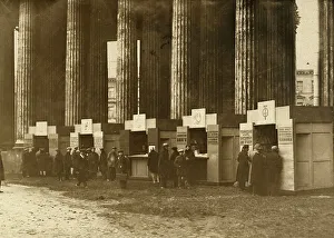 Bookseller Prints: Book trade in Leningrad near the Kazan Cathedral, 1920-1929. Creator: Unknown