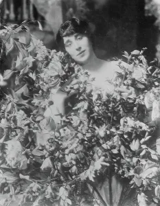 Fundraising Prints: Bori in L'Amore Medico, between c1910 and c1915. Creator: Bain News Service