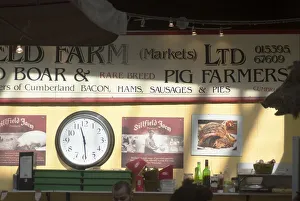 Butcher Prints: Borough Market, Southwark, London, 3 / 9 / 10. Creator: Ethel Davies
