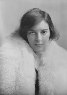 Boshko, Victoria, Miss, portrait photograph, 1917 Feb. 23. Creator: Arnold Genthe