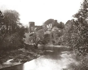 South Lanarkshire Prints: Bothwell Castle, South Lanarkshire, Scotland, 1894. Creator: Unknown