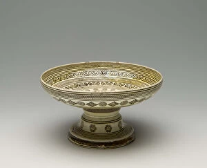 Alexander Basilewsky Gallery: Bowl with the Coat of Arms of Montmorency-Laval, baron de Bressuire, 1510-1525