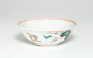 Bowl with Foxes and Grapes, Ming dynasty (1368-1644), Jiajing reign mark and period