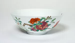 Qianlong Period Gallery: Bowl with Fruiting and Flowering Pomegranate Sprays, Qing dynasty